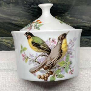 Mottahedeh Aviary Lidded Sugar Bowl